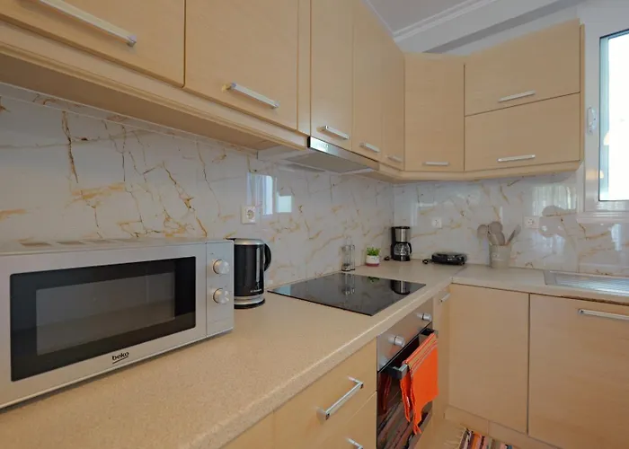 Apartment Llamani
