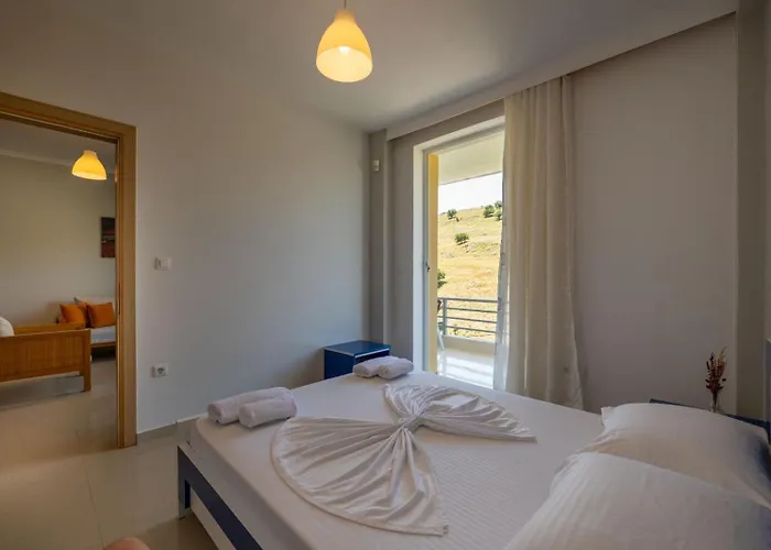Llamani Apartment *