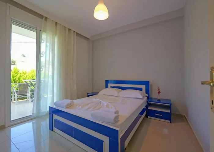 Llamani Apartment