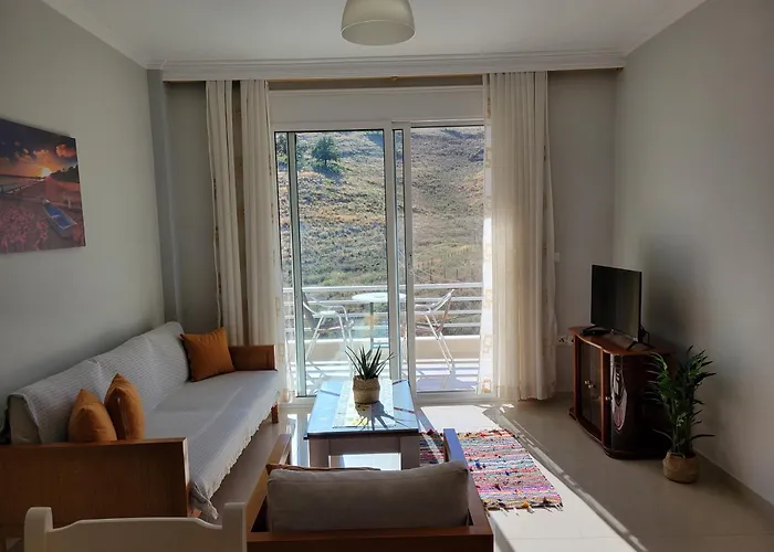 Llamani Apartment