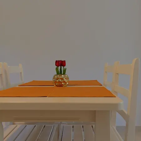 Llamani Apartment *