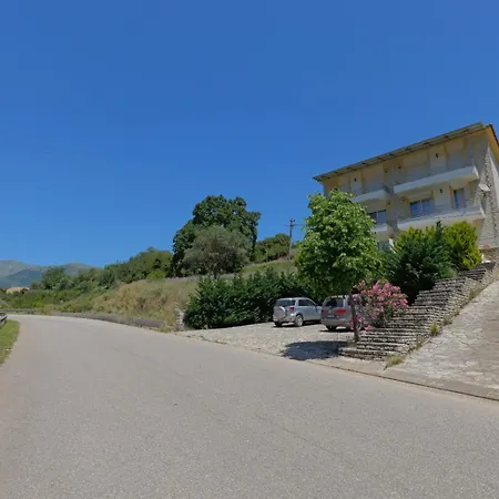 Llamani Apartment