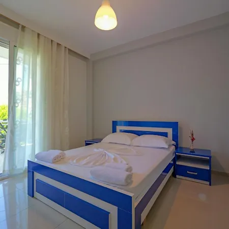 Llamani Apartment