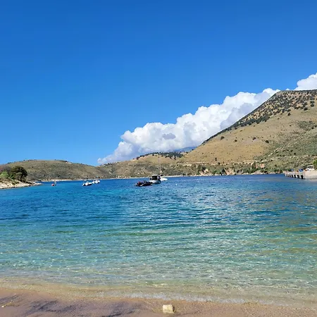 Llamani Apartment Himare